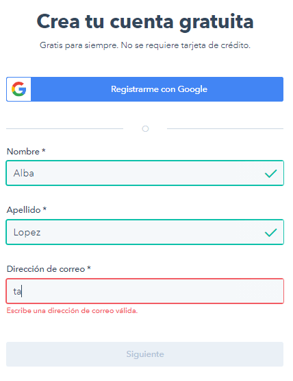 El formulario de Hubspot indica automáticamente cuando detecta un error